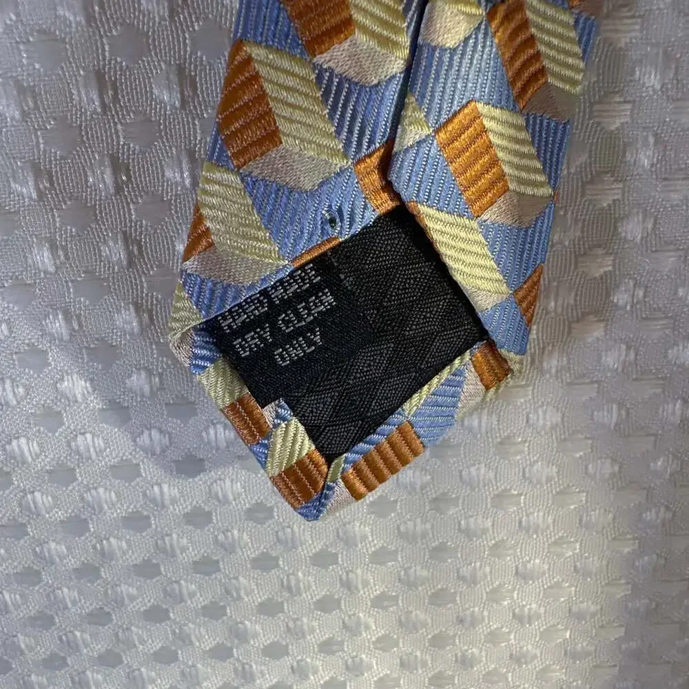 Bocara 100% Silk Handmade Geometric Squares Men's Necktie - Orange and Navy Blue